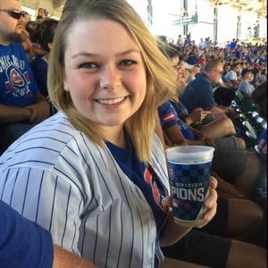 Meet your Posher, Nora